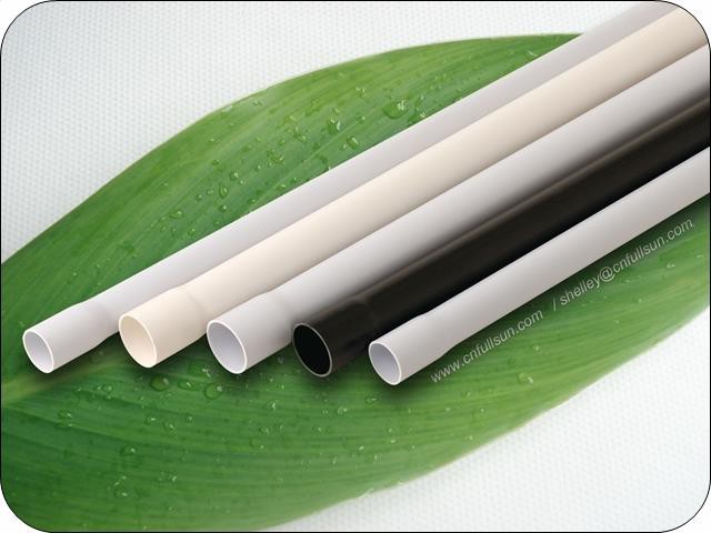 צינור PVC עגול עם קצה מתרחב