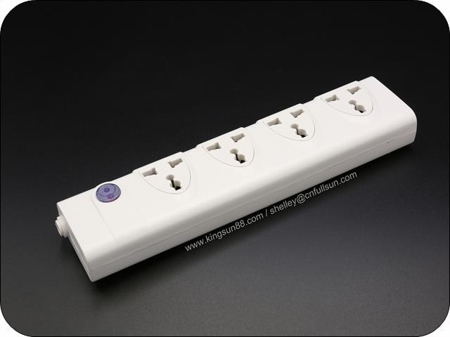 שקע הרחבה אוניברסלית עם מתג אחד